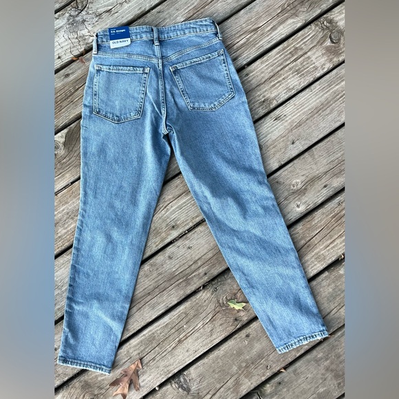 NEW! Old Navy Straight-Leg Jeans High-Rise Button-Up Distressed Ripped Sz 2 Crop - Picture 5 of 13